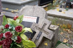 Miejsca na cmentarzu i opłaty – jak to działa w Giżycku