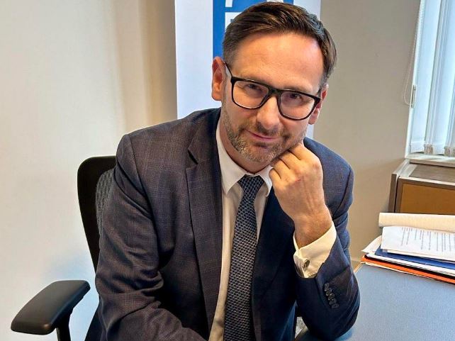 KOWR nie skorzystał z prawa pierwokupu działek w gminie Giżycko. W tle nazwisko syna Daniela Obajtka