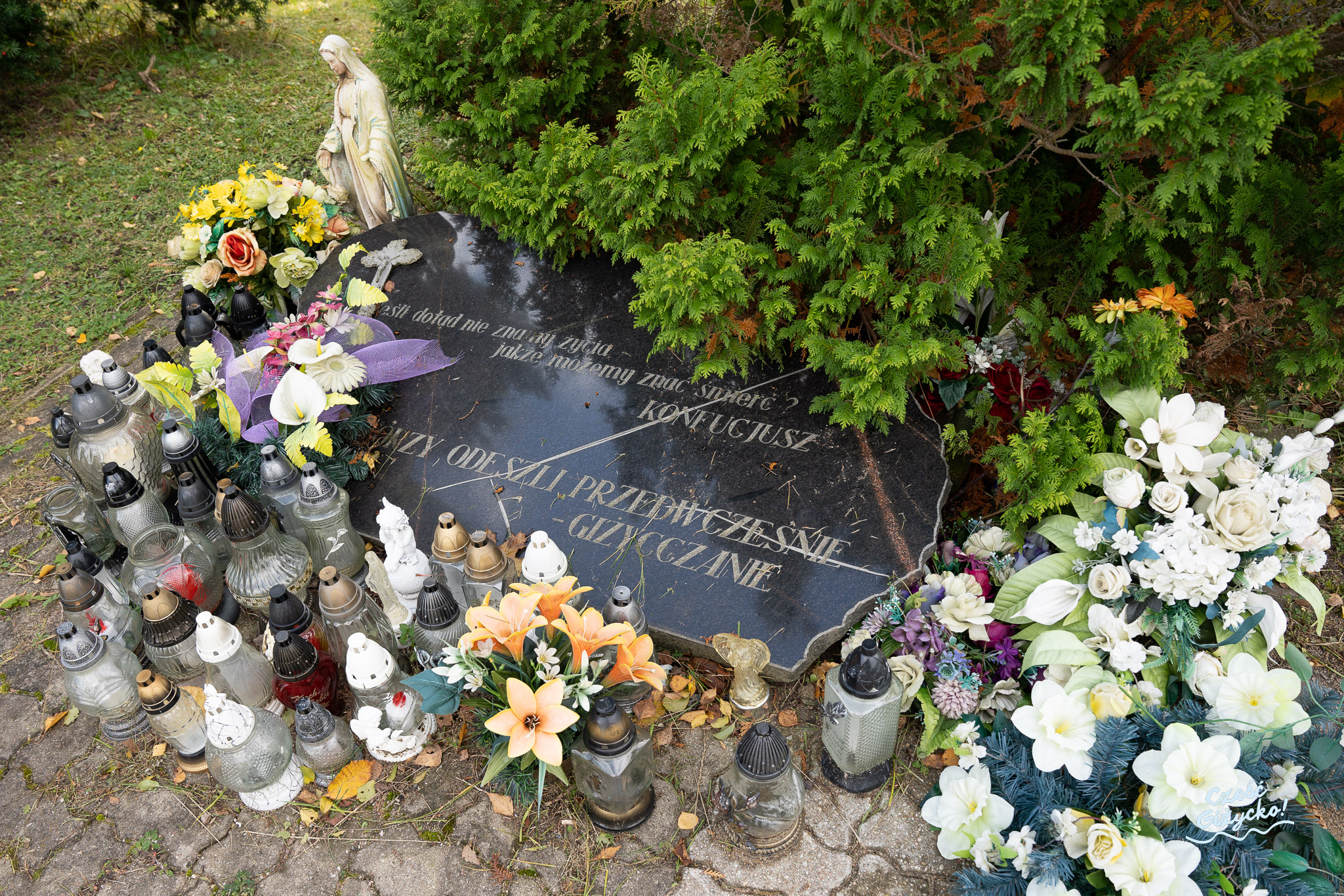 Miejsca pamięci na cmentarzu komunalnym w Giżycku