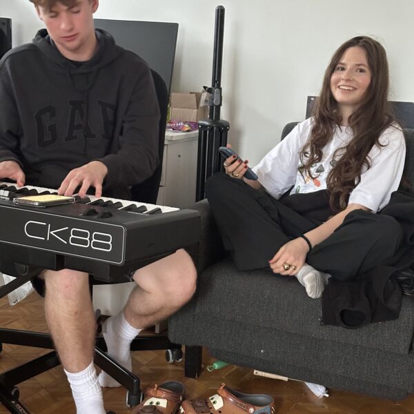 Koncert Ewy i Jana w Giżycku – soul, jazz i R&B Pod zachodzącym słońcem