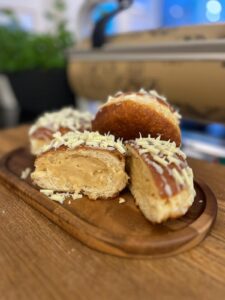 Tłusty Czwartek w Giżycku pełen pączkowych pokus – Masz już swojego faworyta?