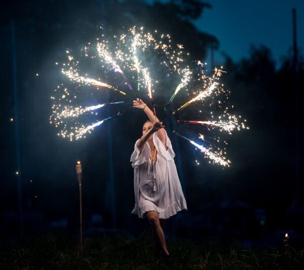 Noc Świętojańska w Giżycku 2026. Koncerty, wianki, ogień i laser show na Plaży Miejskiej