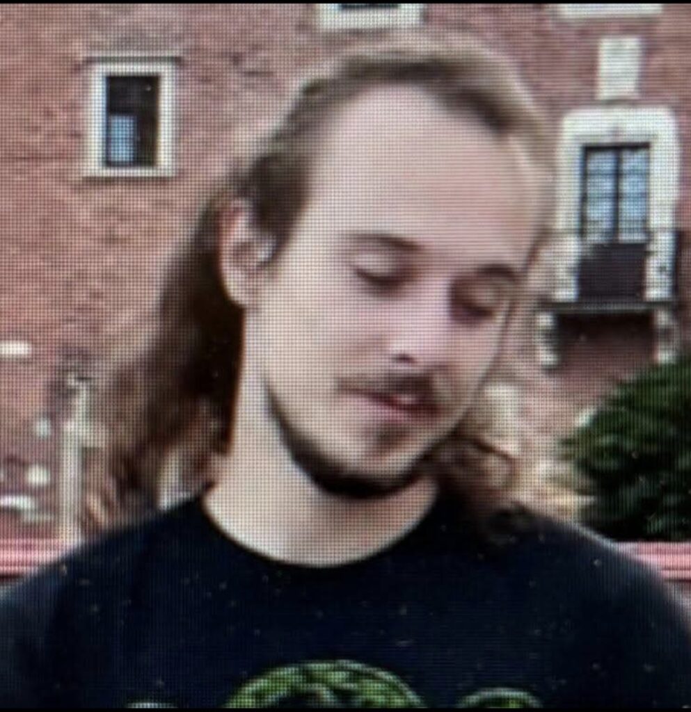 Zaginiony 24-letni Sebastian Dębski poszukiwany przez giżycką policję