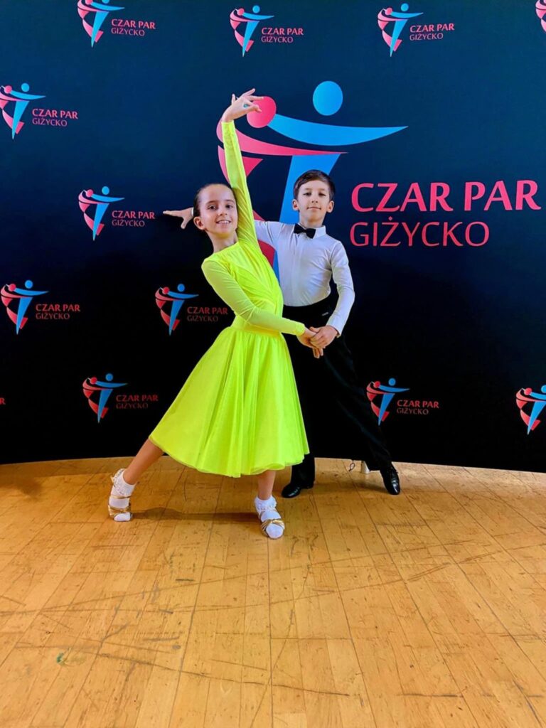 Archiwalne zdjęcie pary tanecznej na festiwalu Czar Par w Giżycku w 2025 roku